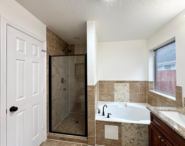 6427 Liberty Valley Drive - Photo Thumbnail 28