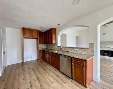 6427 Liberty Valley Drive - Photo Thumbnail 22