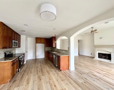 6427 Liberty Valley Drive - Photo Thumbnail 21