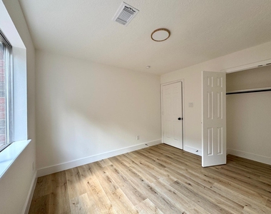6427 Liberty Valley Drive - Photo Thumbnail 19