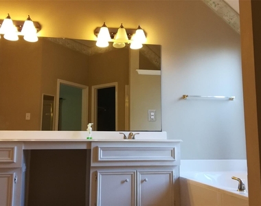 22735 April Springs Lane - Photo Thumbnail 15