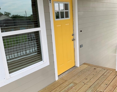 4221 Alvin Street - Photo Thumbnail 14