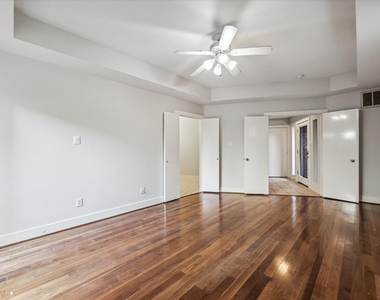 9710 Riddlewood Lane - Photo Thumbnail 20