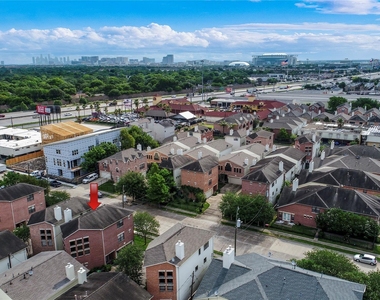 9710 Riddlewood Lane - Photo Thumbnail 27