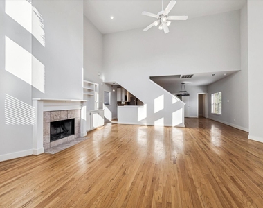 9710 Riddlewood Lane - Photo Thumbnail 1