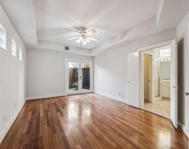 9710 Riddlewood Lane - Photo Thumbnail 18