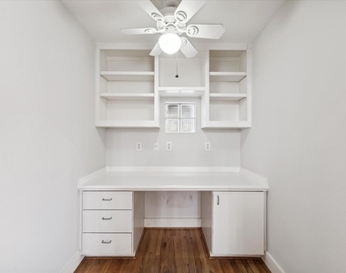 9710 Riddlewood Lane - Photo Thumbnail 21