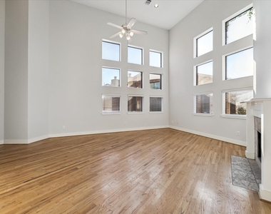 9710 Riddlewood Lane - Photo Thumbnail 2