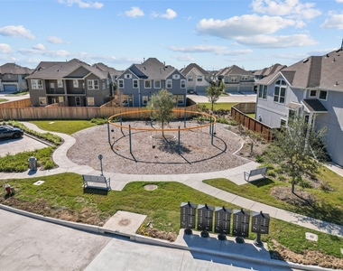 4931 Carranza Court - Photo Thumbnail 8