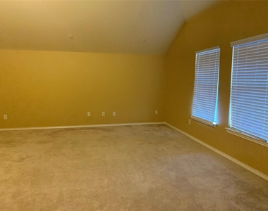 13110 Imperial Shore Drive - Photo Thumbnail 25