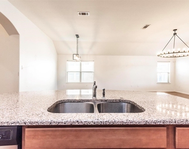 3094 Camden Park Lane - Photo Thumbnail 11