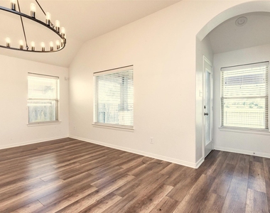 3094 Camden Park Lane - Photo Thumbnail 18