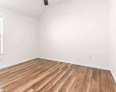 3094 Camden Park Lane - Photo Thumbnail 26