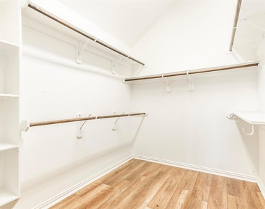 3094 Camden Park Lane - Photo Thumbnail 25