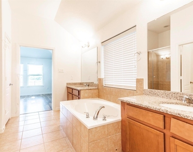 3094 Camden Park Lane - Photo Thumbnail 24