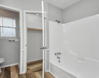 24118 Spring Gum Drive - Photo Thumbnail 33