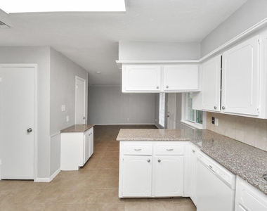 24118 Spring Gum Drive - Photo Thumbnail 6