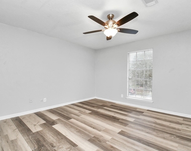 24118 Spring Gum Drive - Photo Thumbnail 17