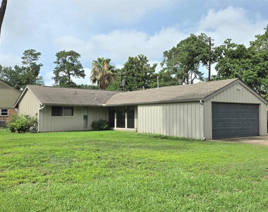 1763 Maux Drive - Photo Thumbnail 2
