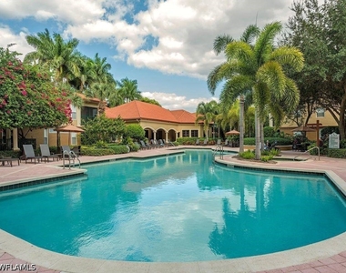 8940 Colonnades Court E - Photo Thumbnail 6