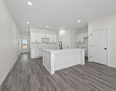 6921 Road 5503 - Photo Thumbnail 4