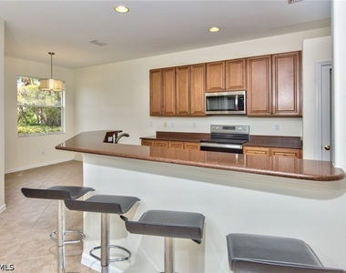 15754 Cutters Court - Photo Thumbnail 6