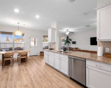 18426 White Stallion Lane - Photo Thumbnail 19