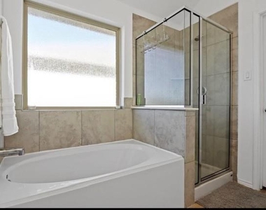 18426 White Stallion Lane - Photo Thumbnail 27