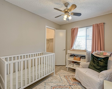 22622 John Rolfe Lane - Photo Thumbnail 12