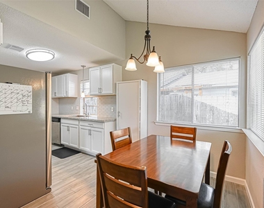 22622 John Rolfe Lane - Photo Thumbnail 9