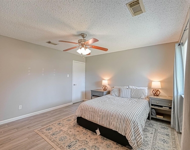 22622 John Rolfe Lane - Photo Thumbnail 16