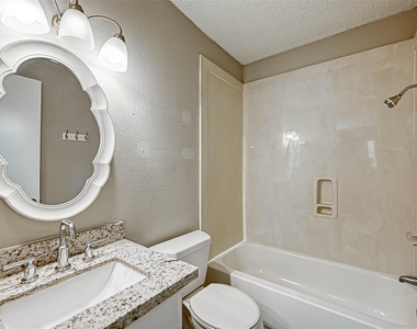22622 John Rolfe Lane - Photo Thumbnail 10