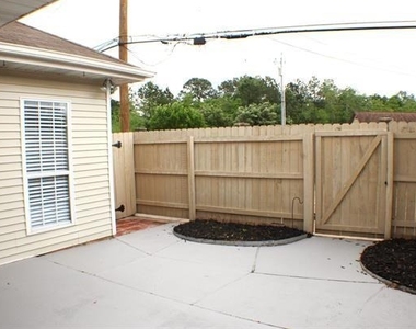 7745 Pecan Drive - Photo Thumbnail 18