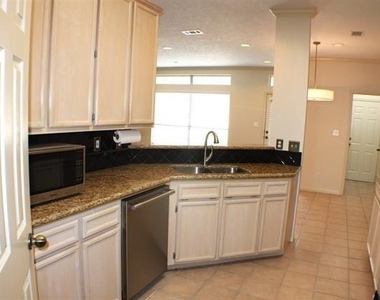 7745 Pecan Drive - Photo Thumbnail 6