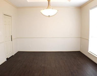 7745 Pecan Drive - Photo Thumbnail 3