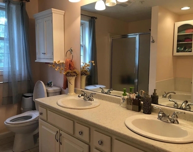 66 Georgetown - Photo Thumbnail 14