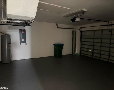 1424 Ne 13th Place - Photo Thumbnail 28