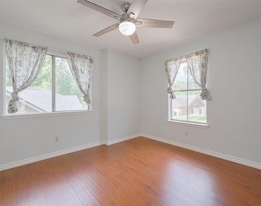 1103 Cheyenne Meadows Drive - Photo Thumbnail 28
