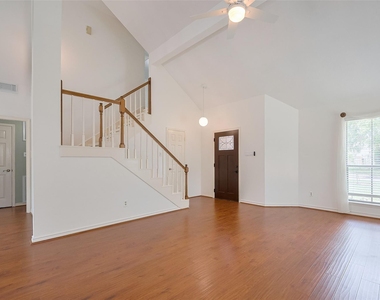 1103 Cheyenne Meadows Drive - Photo Thumbnail 5