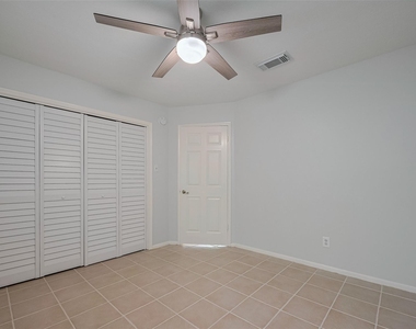 1103 Cheyenne Meadows Drive - Photo Thumbnail 32