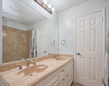 1103 Cheyenne Meadows Drive - Photo Thumbnail 36