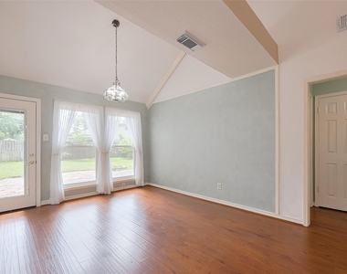 1103 Cheyenne Meadows Drive - Photo Thumbnail 7