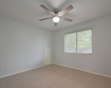 1103 Cheyenne Meadows Drive - Photo Thumbnail 31