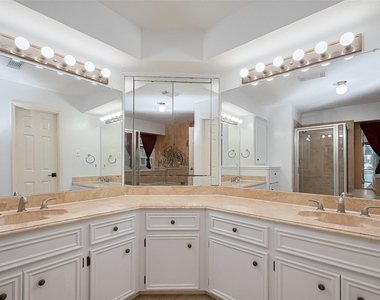 1103 Cheyenne Meadows Drive - Photo Thumbnail 43