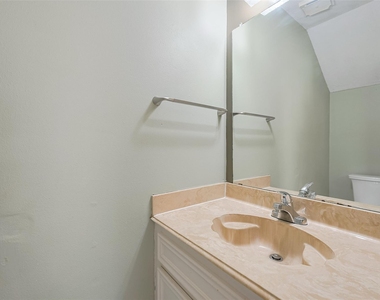 1103 Cheyenne Meadows Drive - Photo Thumbnail 37