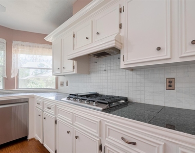 1103 Cheyenne Meadows Drive - Photo Thumbnail 19