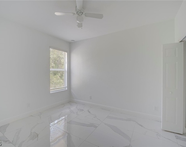 3306 56th Street W - Photo Thumbnail 16
