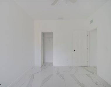 3306 56th Street W - Photo Thumbnail 17