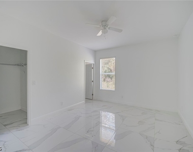 3306 56th Street W - Photo Thumbnail 9