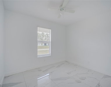 3306 56th Street W - Photo Thumbnail 13